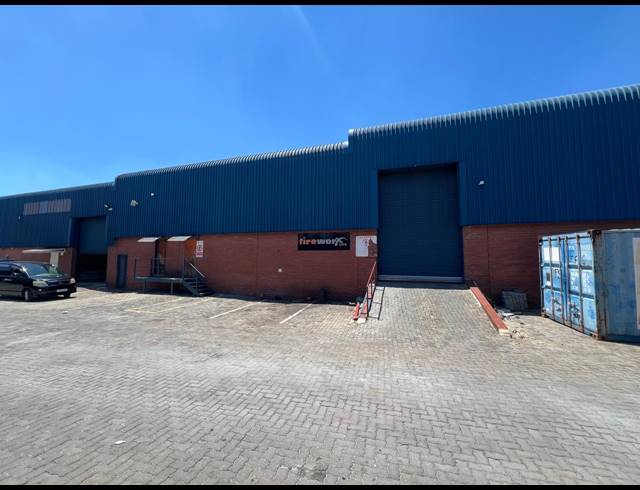 1,093M² WAREHOUSE TO LET IN STRIJDOMPARK